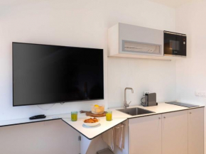 Old Town Apartments u nik e - Deluxe Studio Apartment with City View - 4